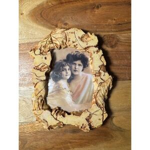 Faux Carved Leaf Picture Frame 4x6 Cream Tan Rustic Cottagecore Nature Decor